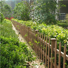 花園環(huán)保木塑柵欄.jpg